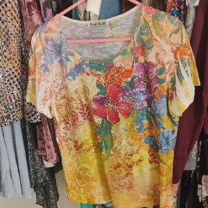Karen Kane Multicolor Floral Short Sleeve Tee
